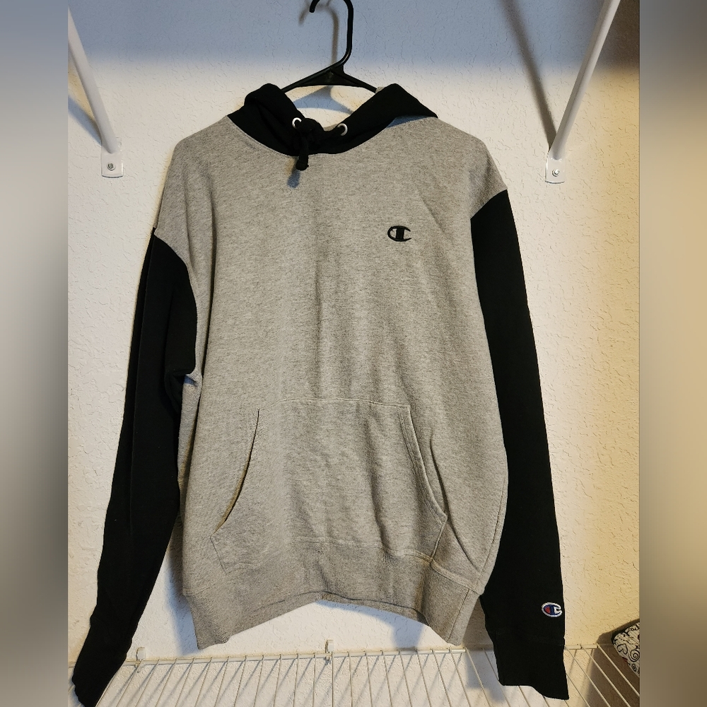 Mens Champion Hoodie Size Medium
